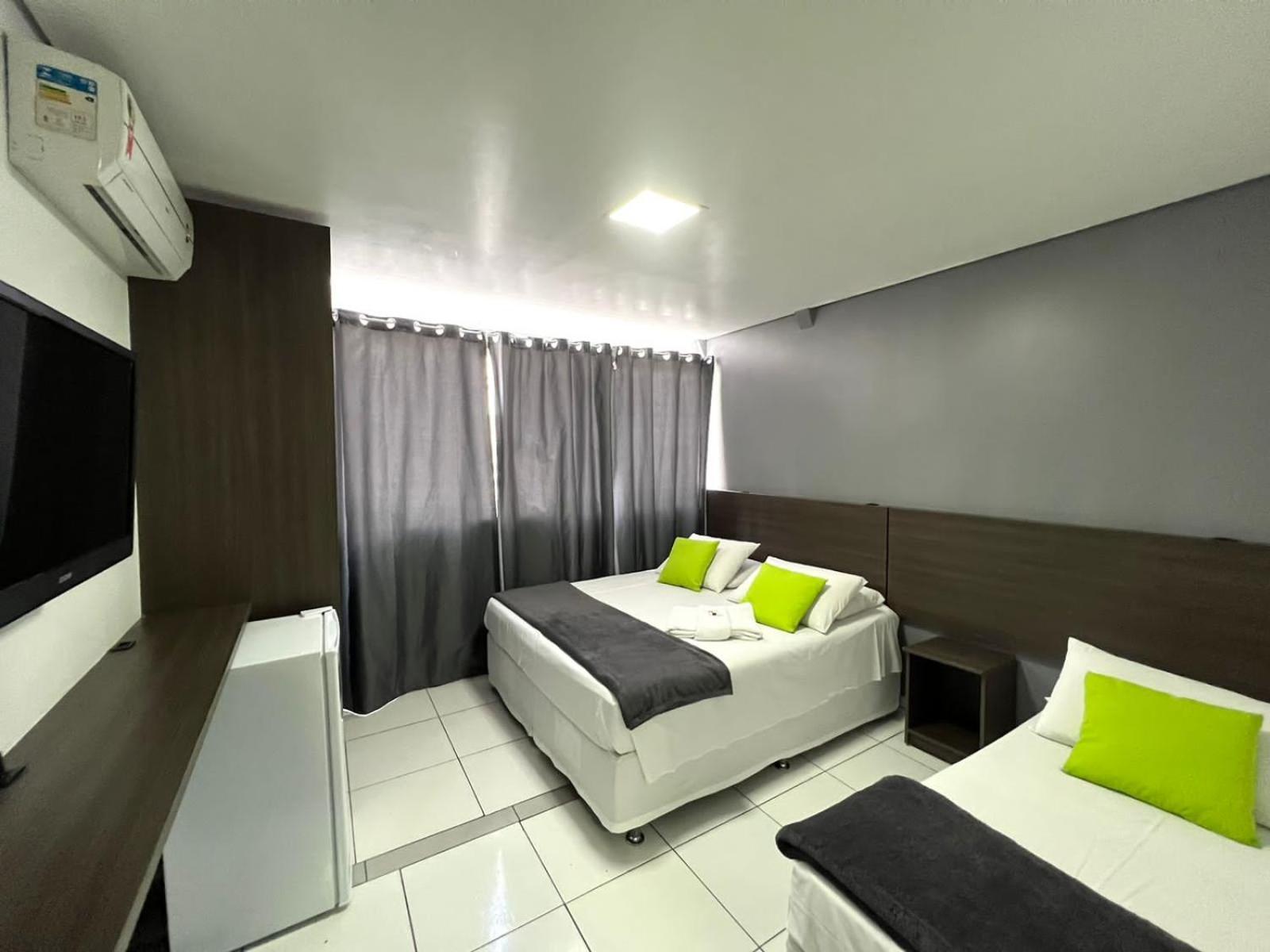 Rezende Suítes 2* Balneário Camboriú